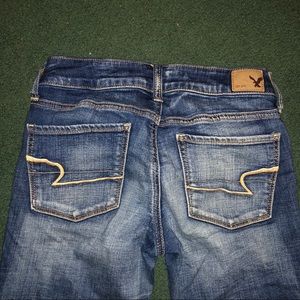 American Eagle skinny jeans // size 2 reg Stretchy